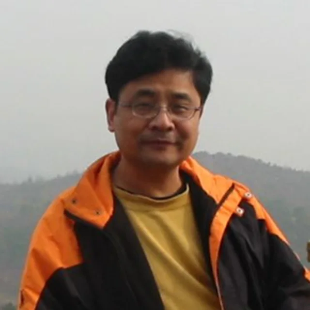 罗敏